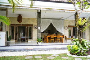 Villa Polly
